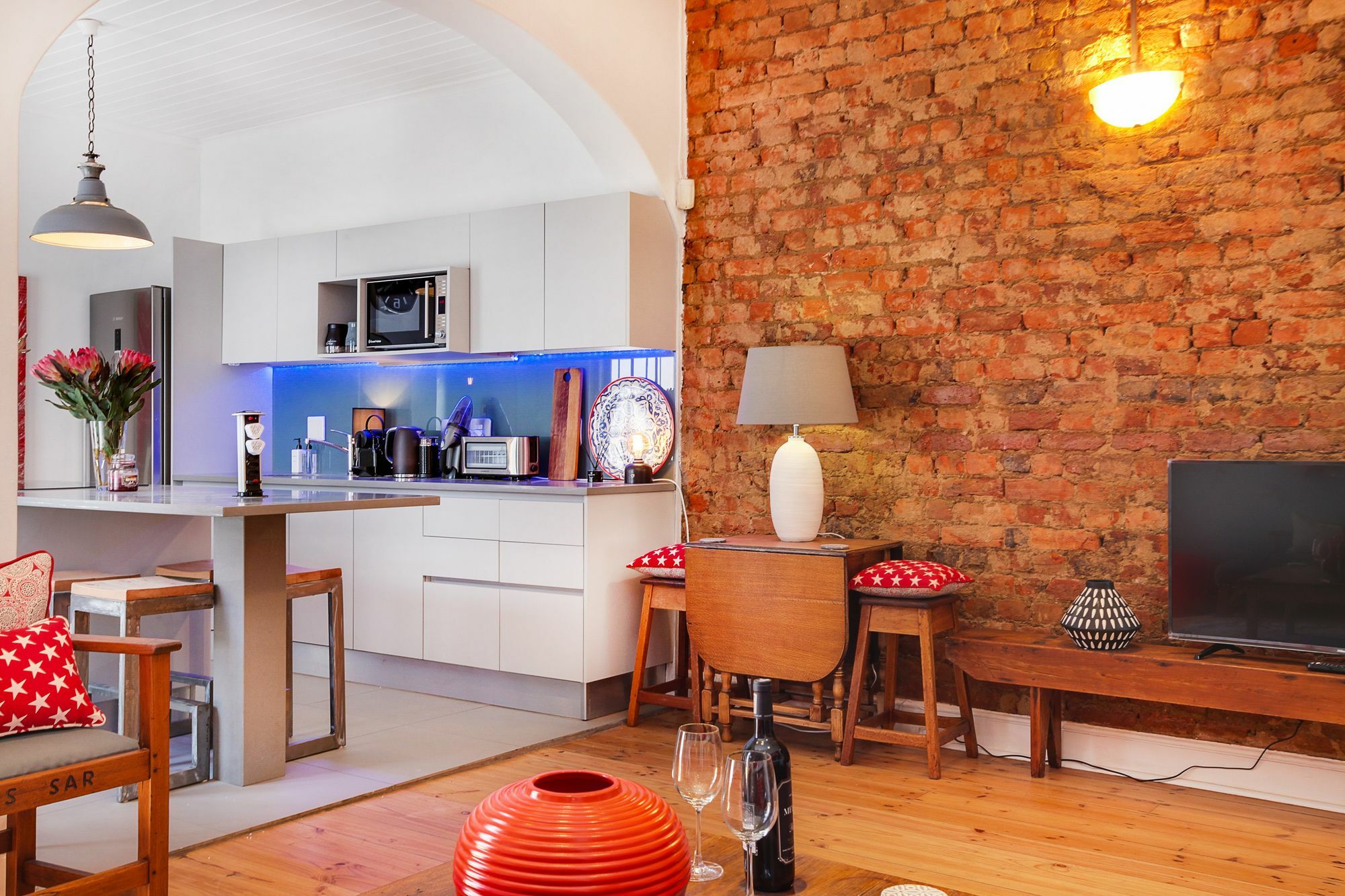 Backup-Powered Art Deco Cottage In De Waterkant Cape Town Bagian luar foto